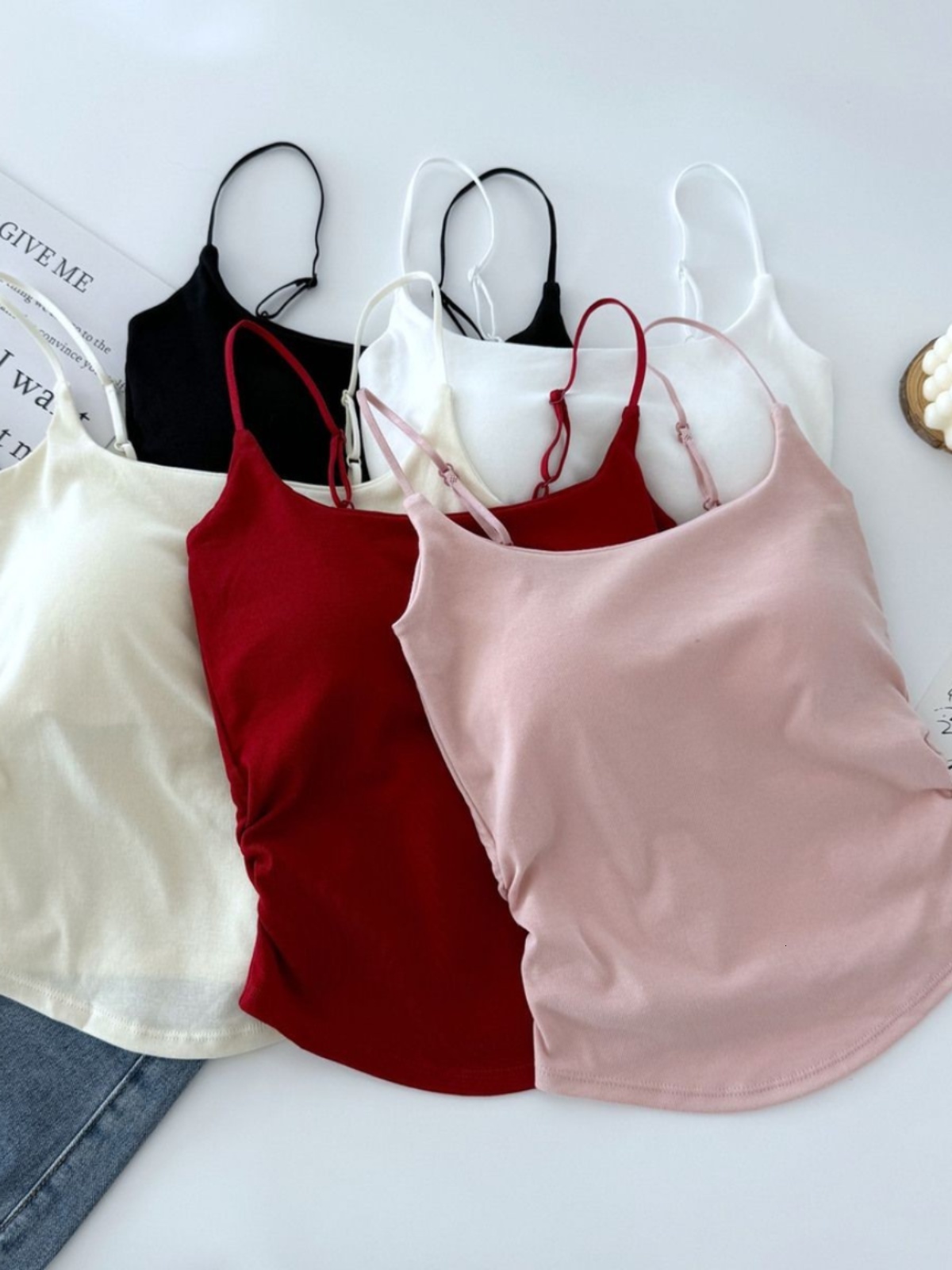 New Pure Desire, Sweet Spicy Design, Pleated Suspended Tank Women's Chest Cushion, Inner and Outer Wear, Slim Fit, Beautiful Back Top, Summer