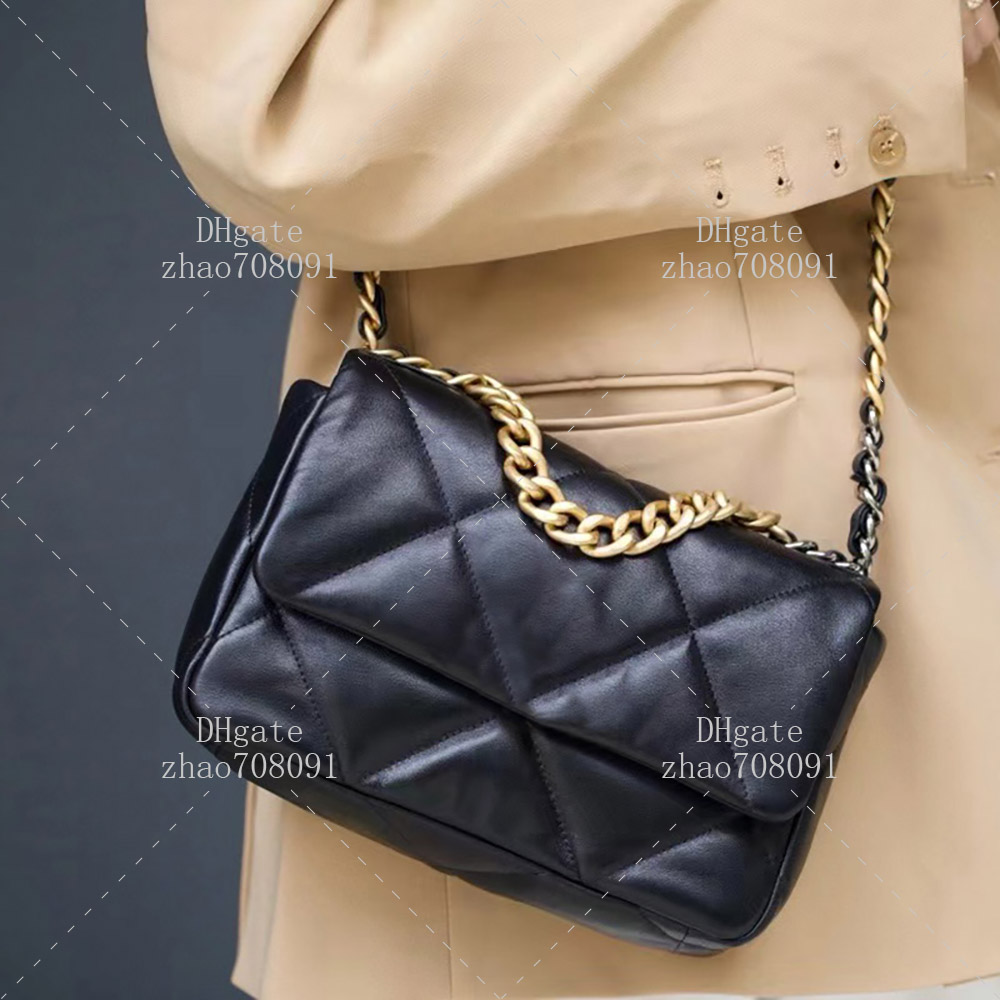 Luxury Designer Flap Bag for Women - 26cm Lambskin Shoulder Handbag With Box C600