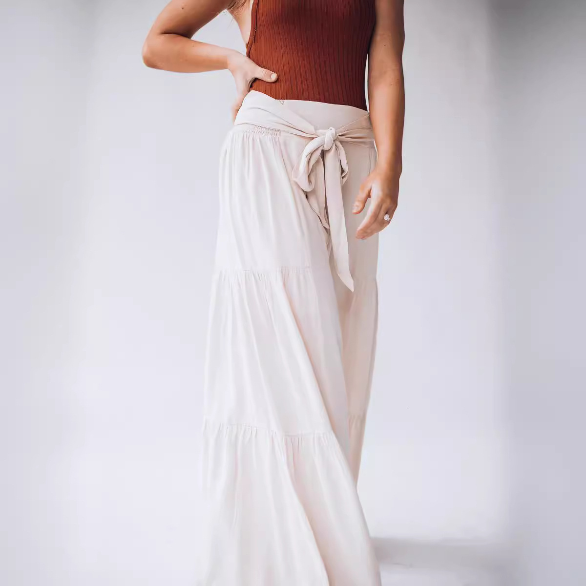 2021 Women's Autumn Winter New Casual Elastic Pants with Loose Straps and Solid Color Pleats College Style Sport Plaid Trousers Half Pants for Me