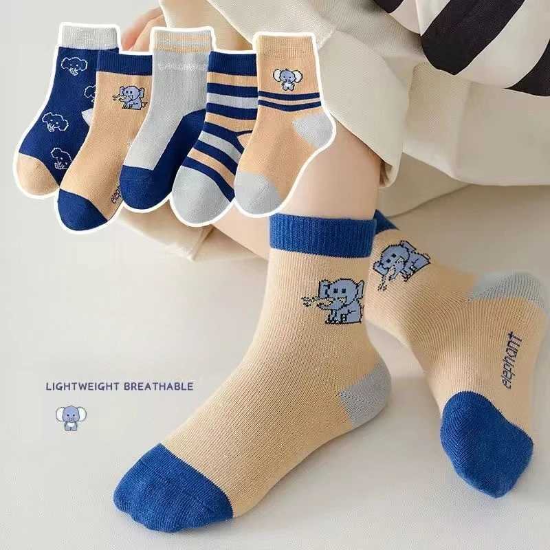 5 pairs of autumn and winter season new childrens sports cartoon printing Korean version fully matched socks trendW240715