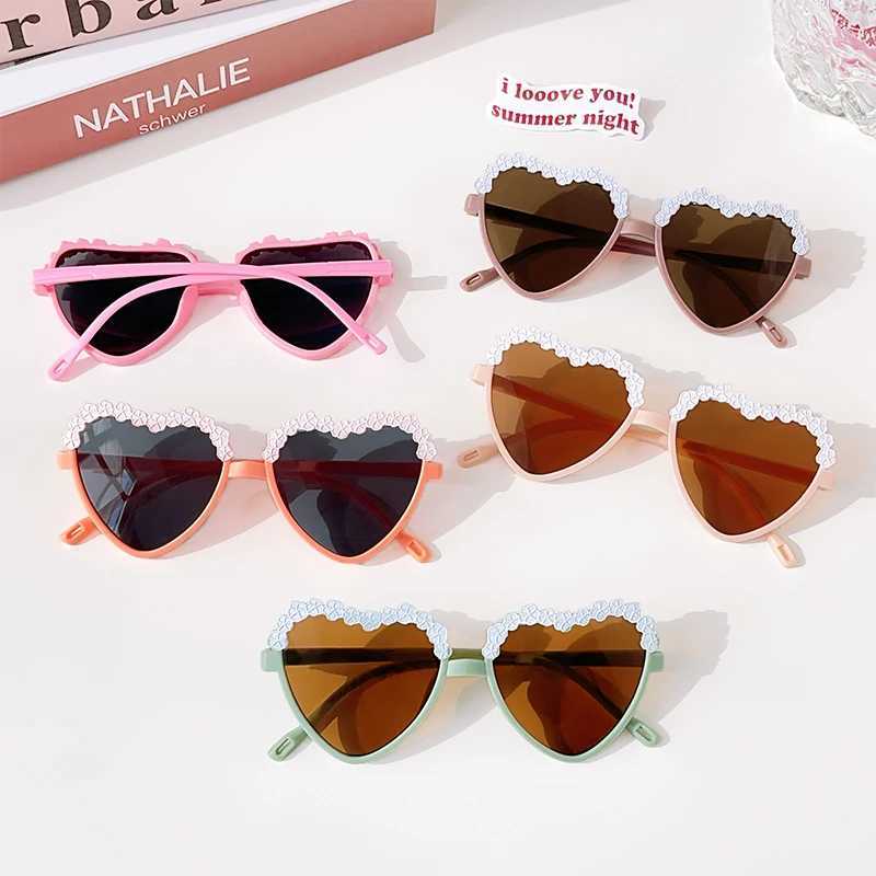 Sunglasses Kids Cute Acrylic Heart Flower UV400 Sunglasses Boys Girls Outdoor Sun Protection Sunglasses Children Eye Protection Glasses