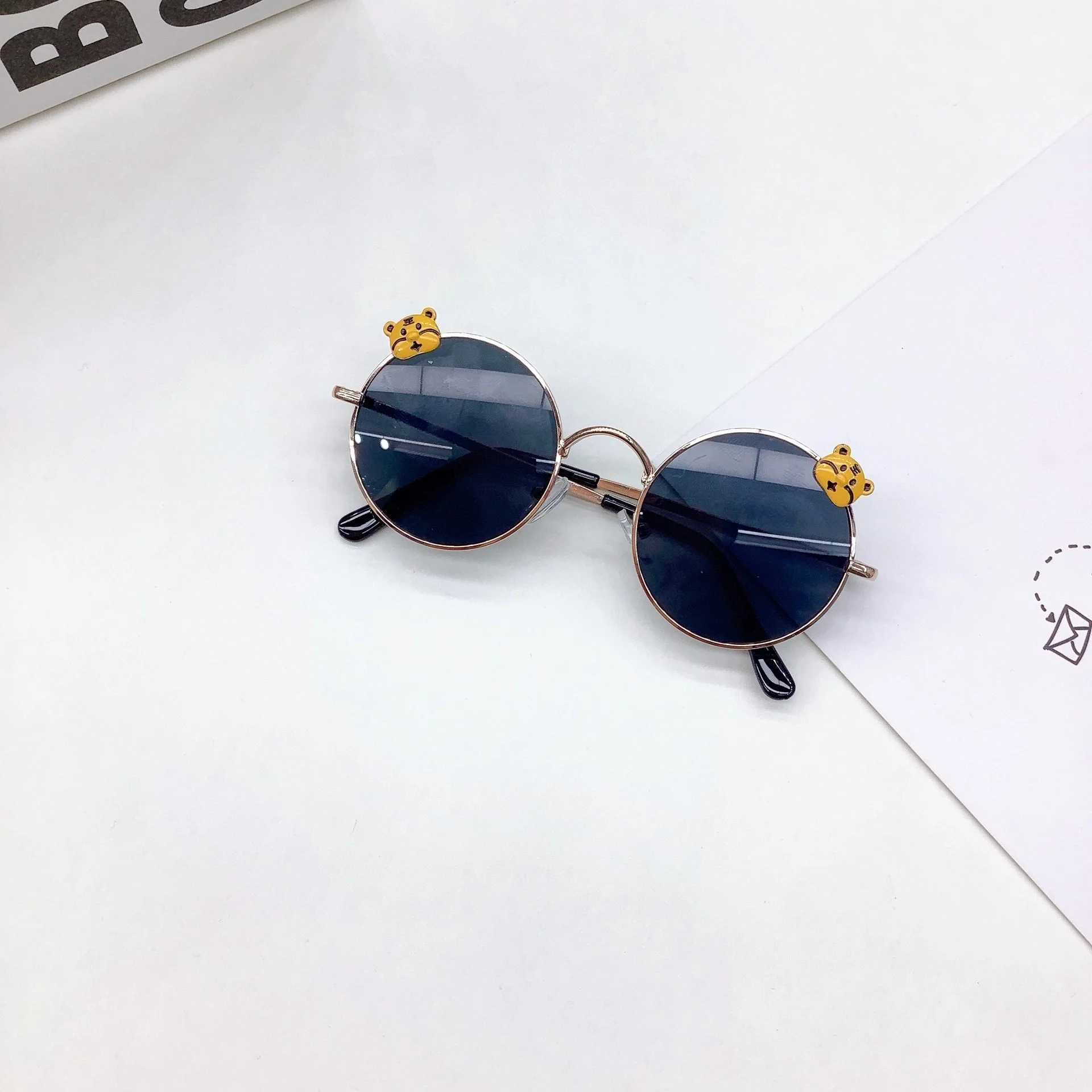 Sunglasses New Childrens Sunglasses for Travel Sunshade Sun Protection Childrens Sunglasses Korean Edition Round Frame Summer UV