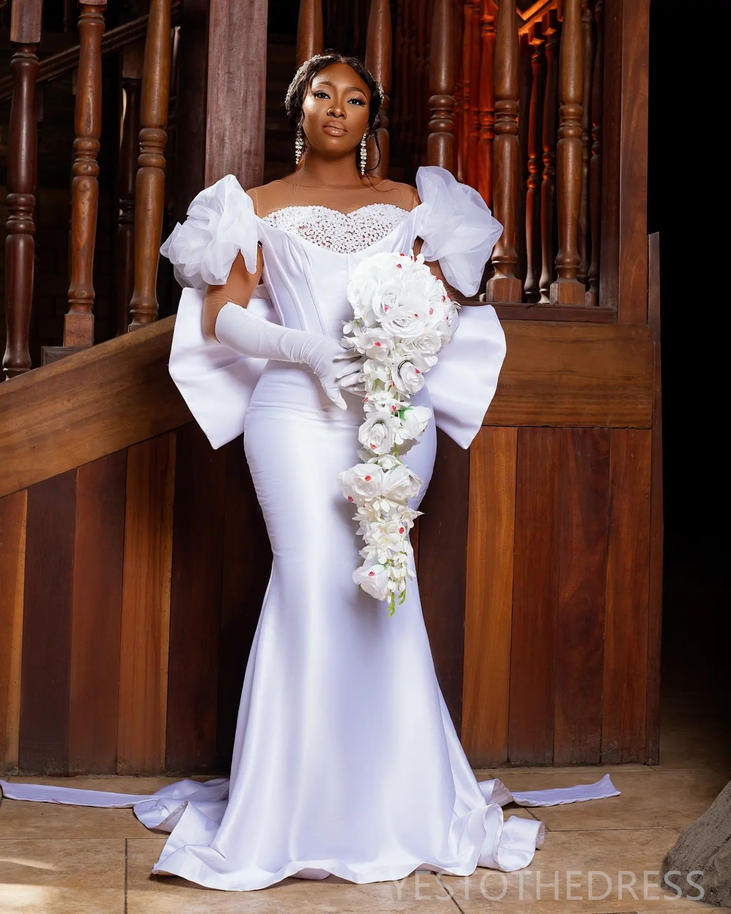 2024 Plus Size Mermaid Wedding Dresses Bridal Gowns For Bride Sheer Neck Beaded Pearls Bow At Back Decorated Wedding Gowns for African Arabic Women 