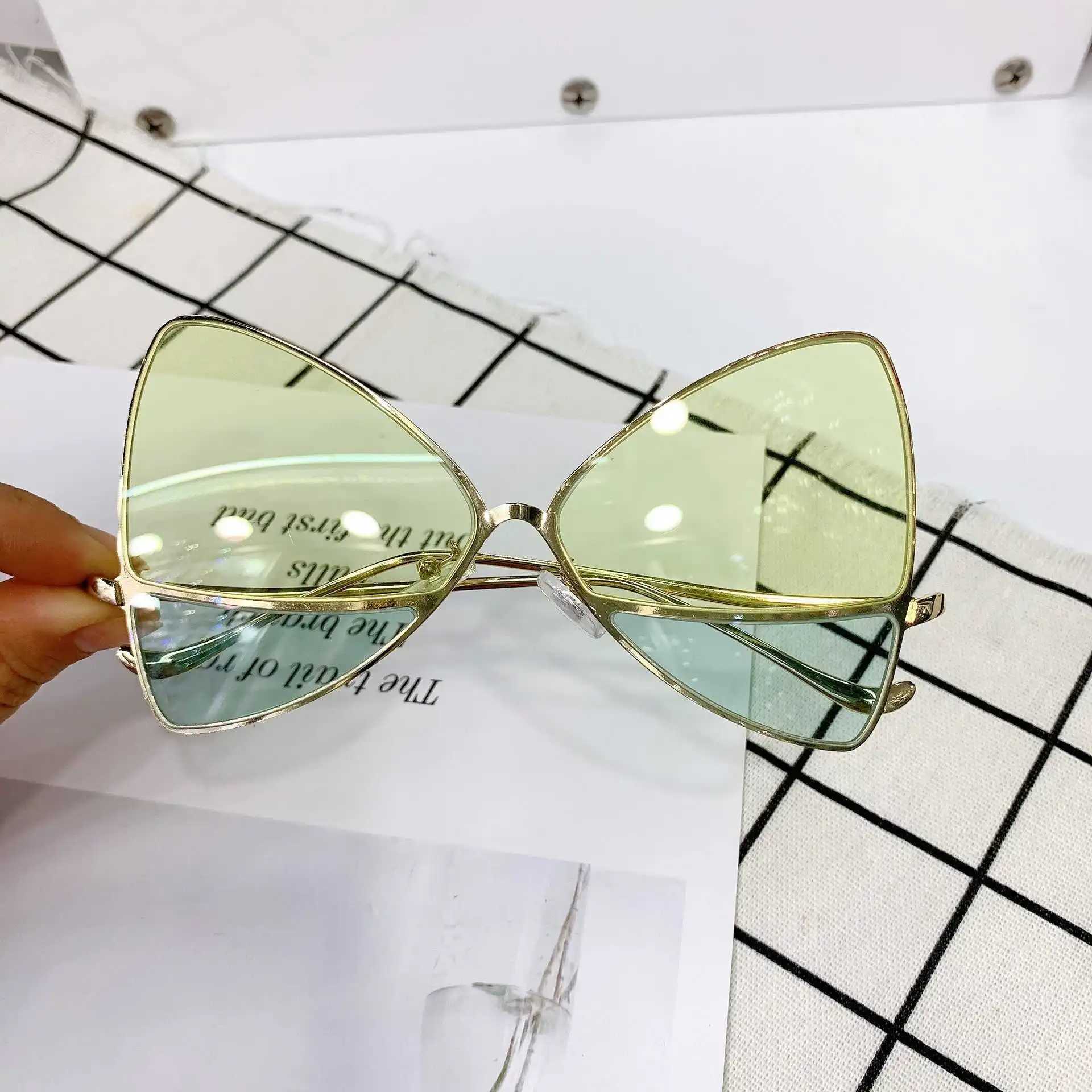 Sunglasses metal New child style parent frame personalized butterfly childrens Sunglasses ocean film trend Street Photo cool glasses B103