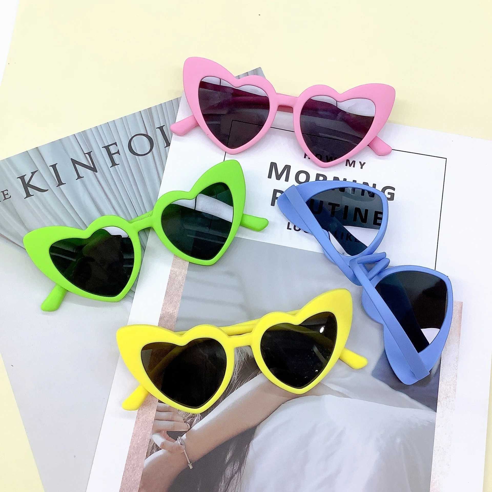 Sunglasses Peach Heart Cute Childrens Sunglasses Silicone Polarized Soft Frame Anti-UV Travel concave sunglasses