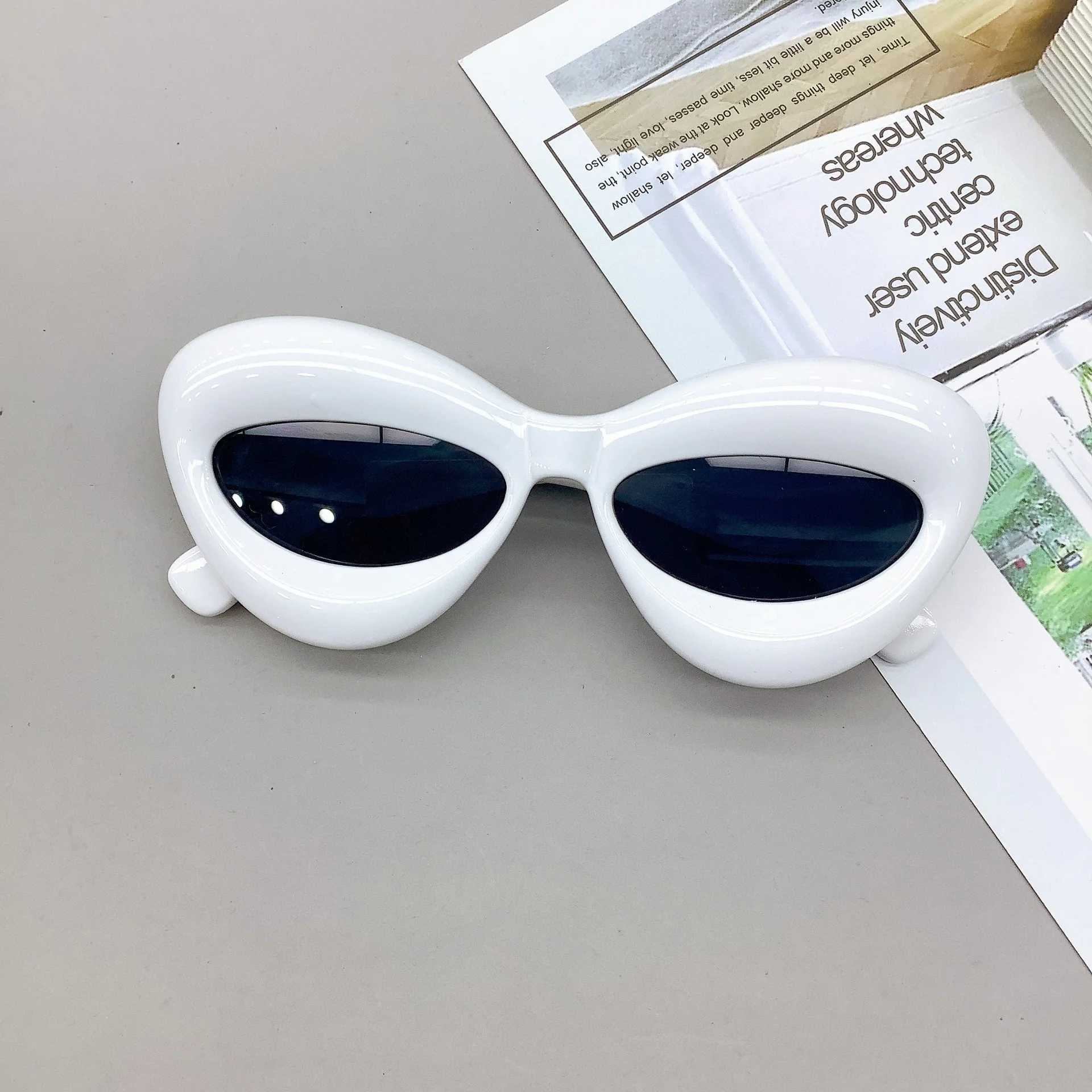 Sunglasses 2023 new cat-eye adult sunglasses fashion INS style candy color sunglasses versatile glasses female
