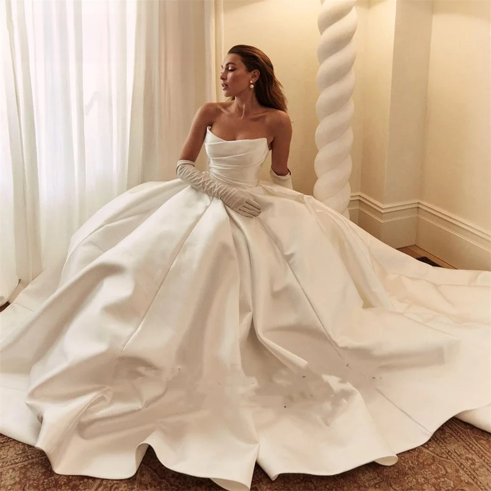 White Satin Wedding Dresses Boat Neck Off Shoulder Pleats A-e Backless Bridal Gowns Princess 2024 Bride Dress No Gloves