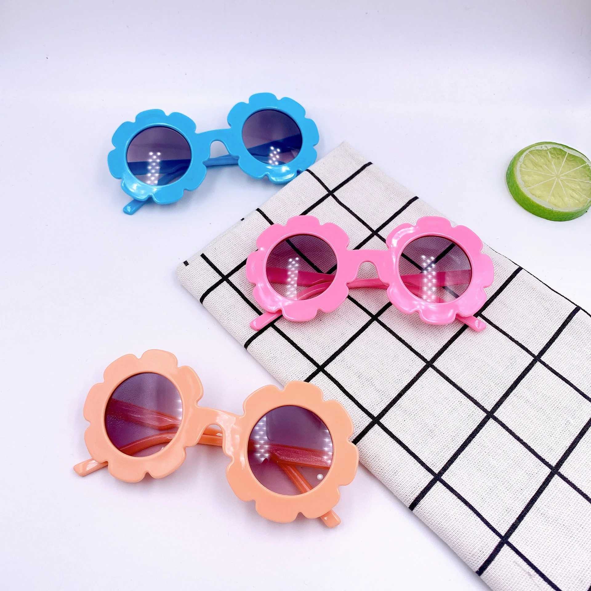 Sunglasses childrens glasses plastic frame decorative glasses small flower lens baby fashion Korean plastic sunglasses
