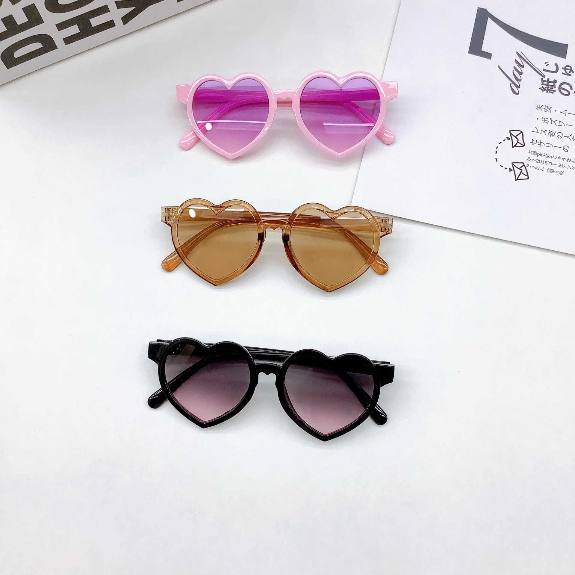 Sunglasses New Fashion Childrens Sunglasses Versatile Candy Color Boys and Girls Sunglasses Love UV Protection Baby Glasses