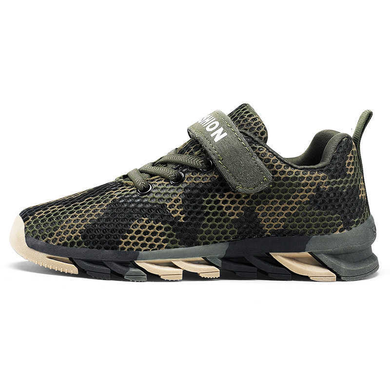 Sneakers Children's camouflage shoes summer single mesh breathable sports shoes summer camp military training shoes large children anti slip shoe