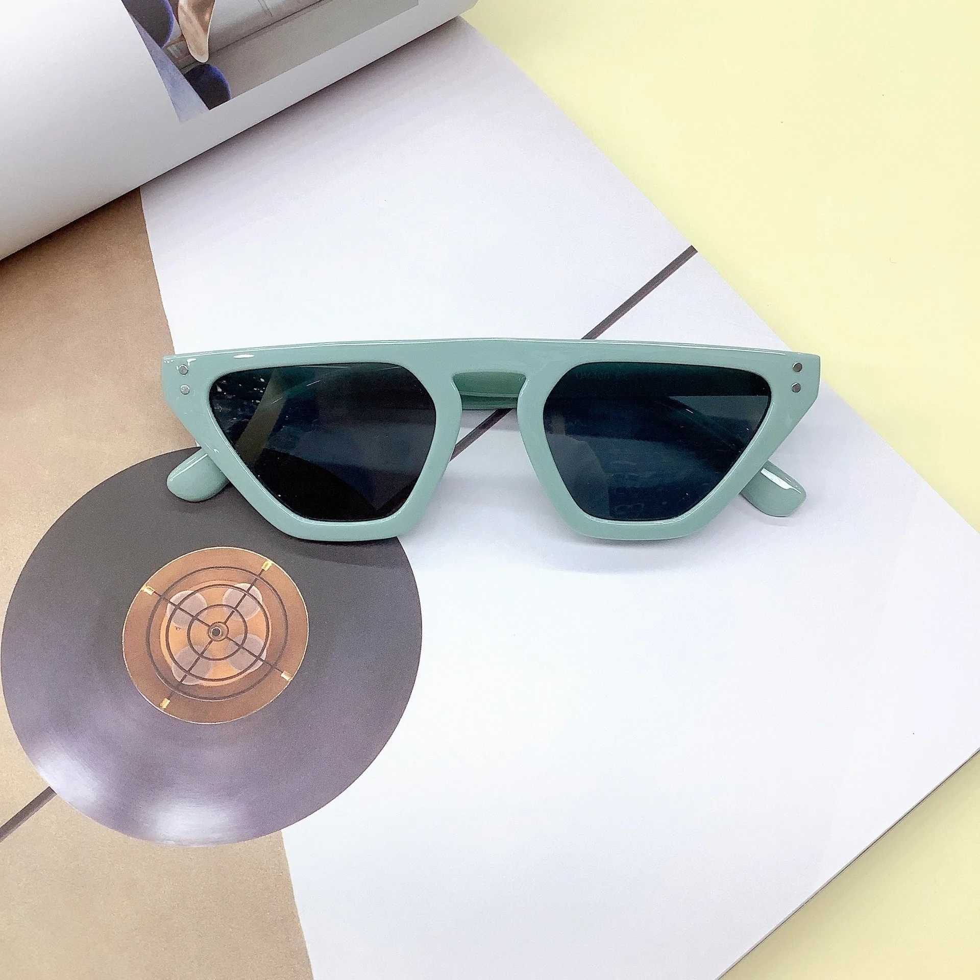 Sunglasses New fashion childrens sunglasses net red the same boys and girls sunglasses travel anti ultraviolet concave shaped glasses