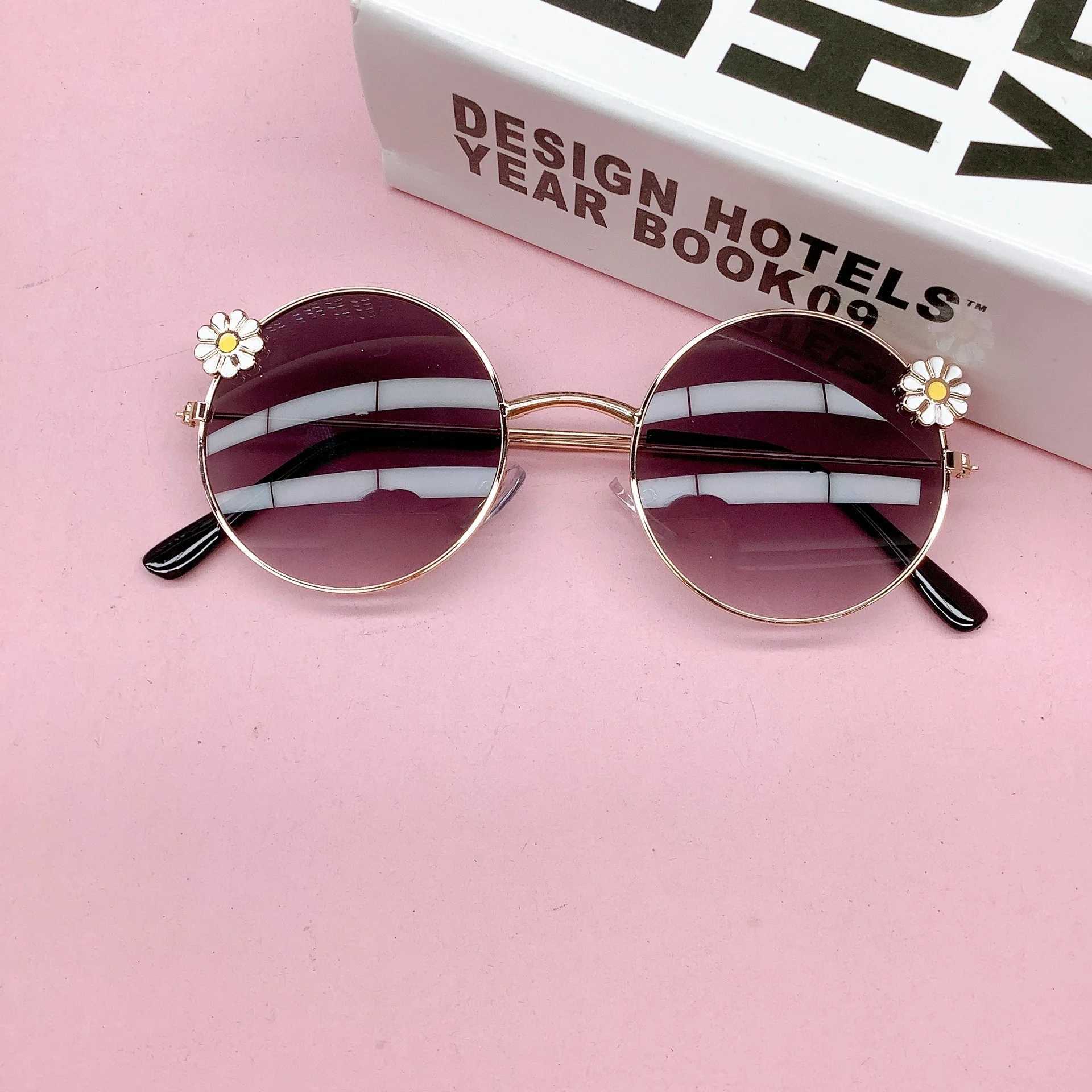 Sunglasses New childrens sunglasses round frame flower baby travel sun-shading concave shape wear photo sunglasses fashion