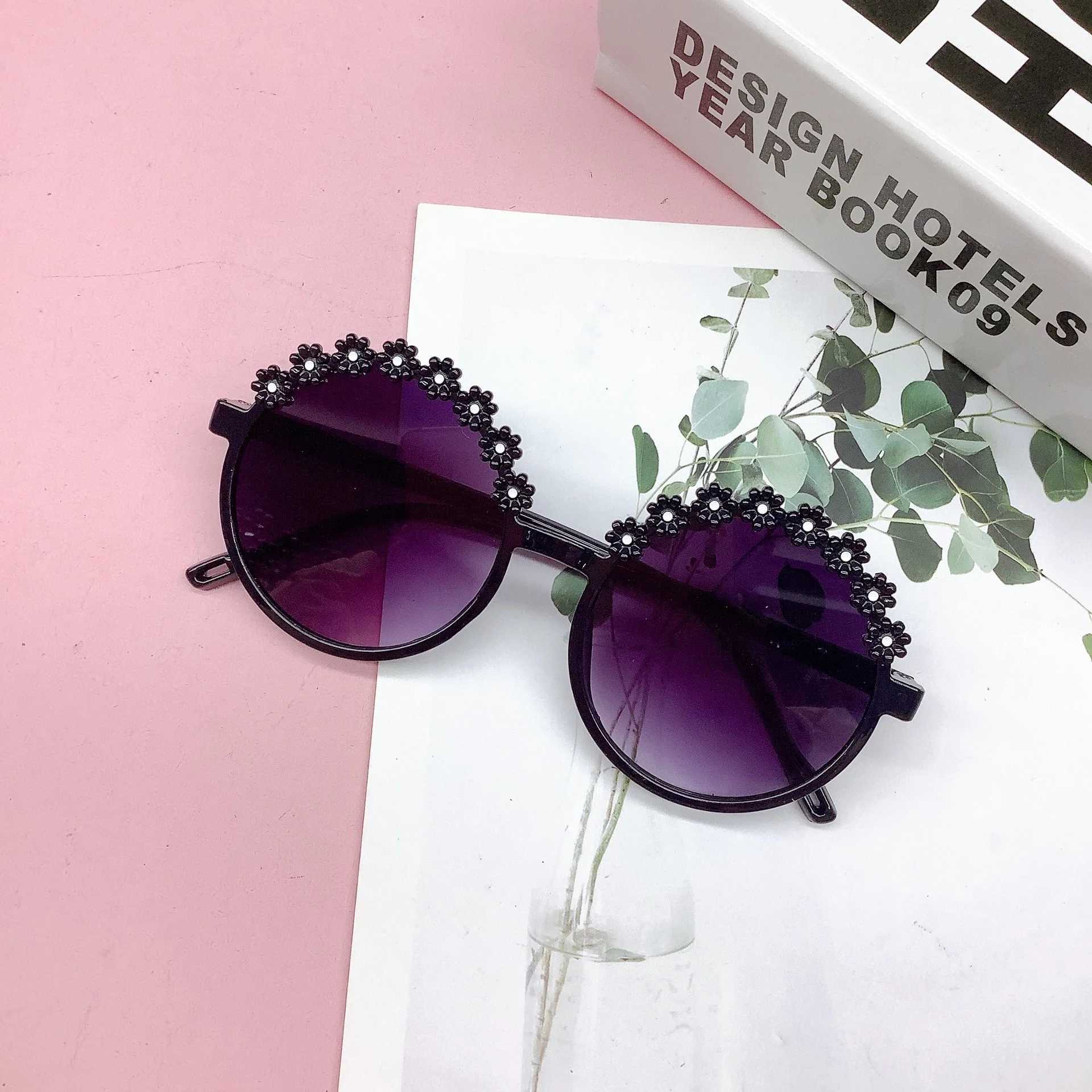 Sunglasses Fashionable new style childrens sunglasses round frame decal cute baby sunglasses baby lovely anti-ultraviolet childrens