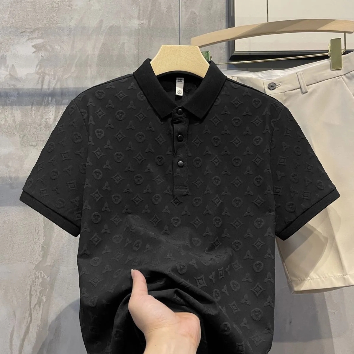 Fashionable Luxury Jacquard Leisure POLO Shirt Summer New Comfortable and Breathable Youth Slim Fit Polo Neck Short Sleeve T-shirt for Men