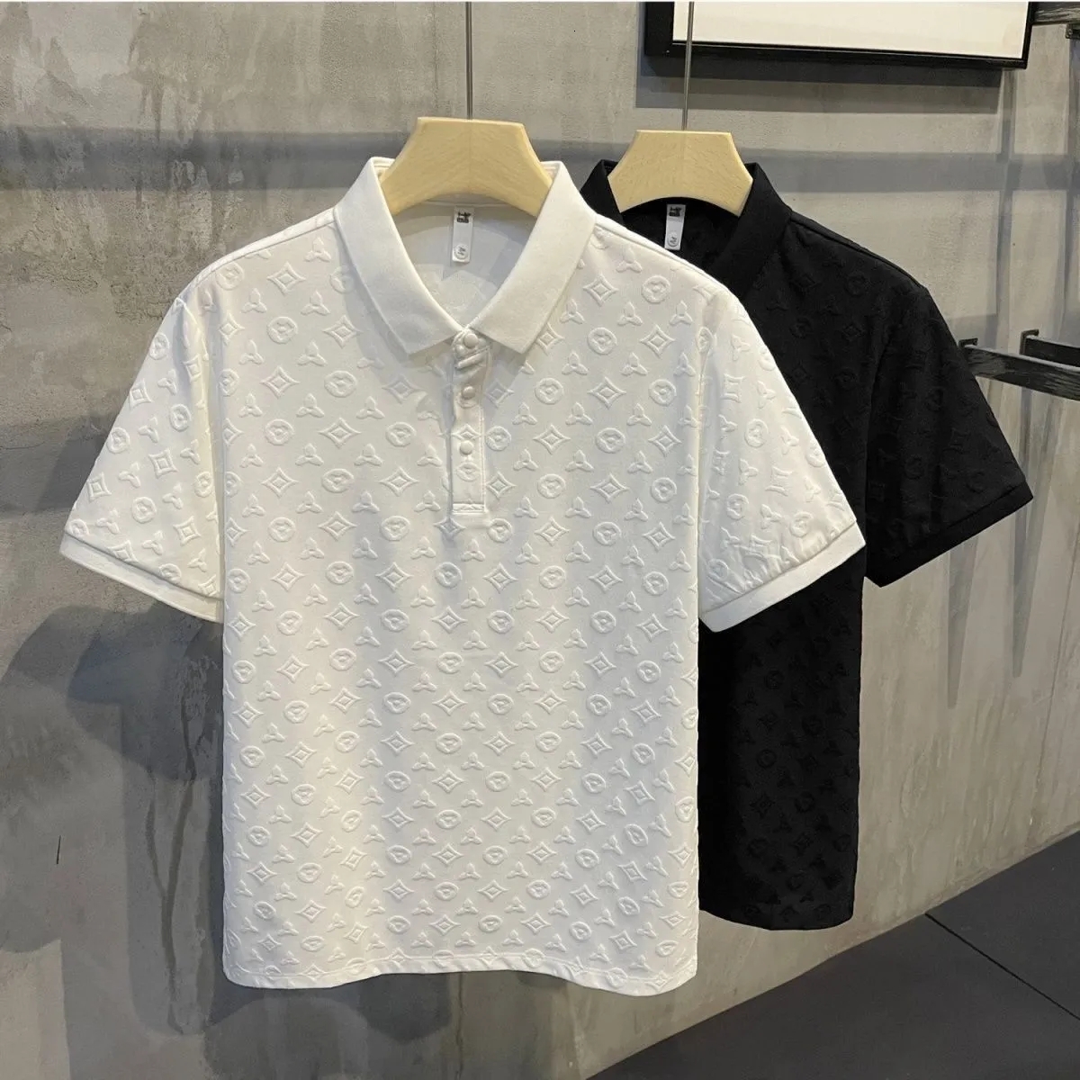 Fashionable Luxury Jacquard Leisure POLO Shirt Summer New Comfortable and Breathable Youth Slim Fit Polo Neck Short Sleeve T-shirt for Men