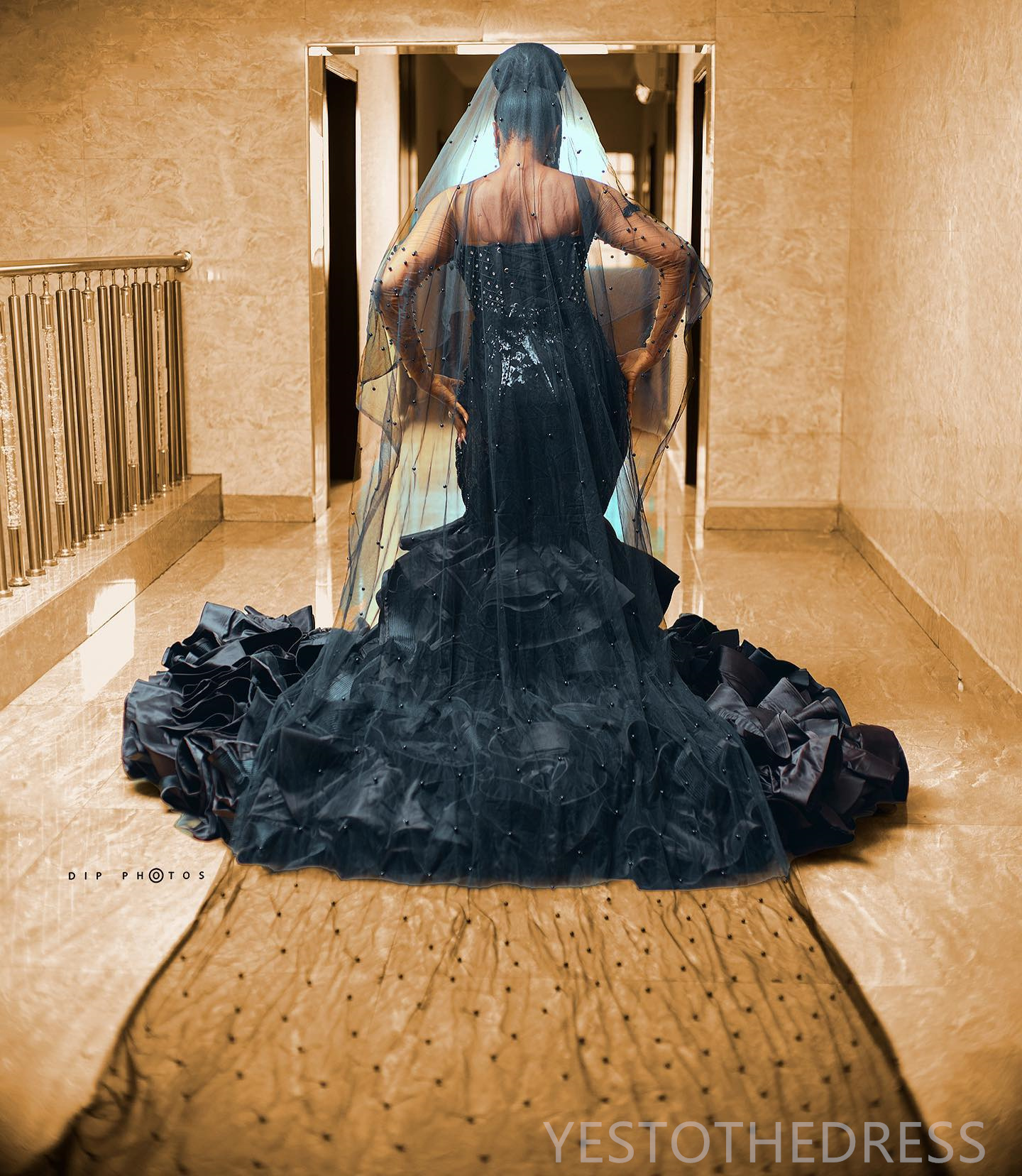 2024 Black Mermaid Wedding Dresses Bridal Gowns For Bride Sheer Neck Long Sleeves Beaded Tassel Pearls Wedding Gowns for African Arabic Women's M