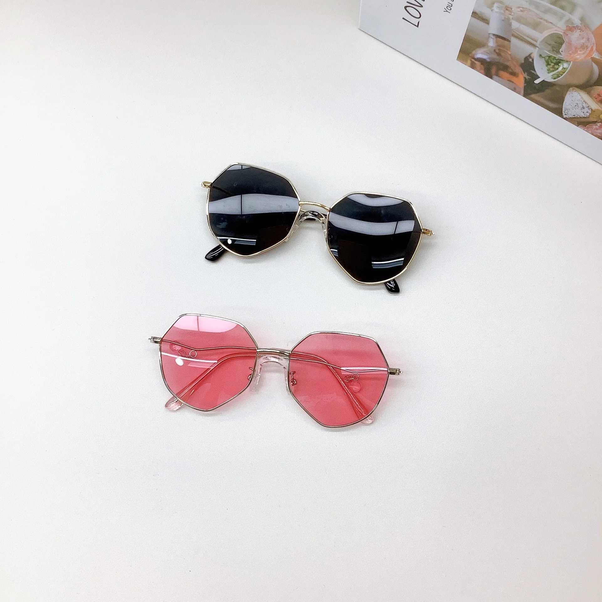 Sunglasses Fashionable New Childrens Sunglasses Version Trend Polarized Baby Sunglasses Watch Out UV Sunshade Sunglasses