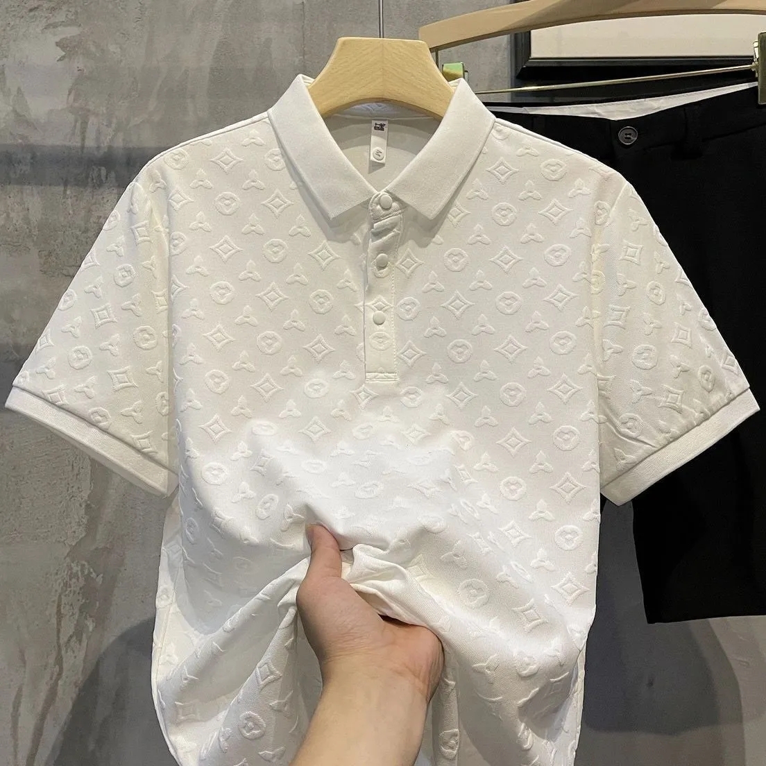 Fashionable Luxury Jacquard Leisure POLO Shirt Summer New Comfortable and Breathable Youth Slim Fit Polo Neck Short Sleeve T-shirt for Men