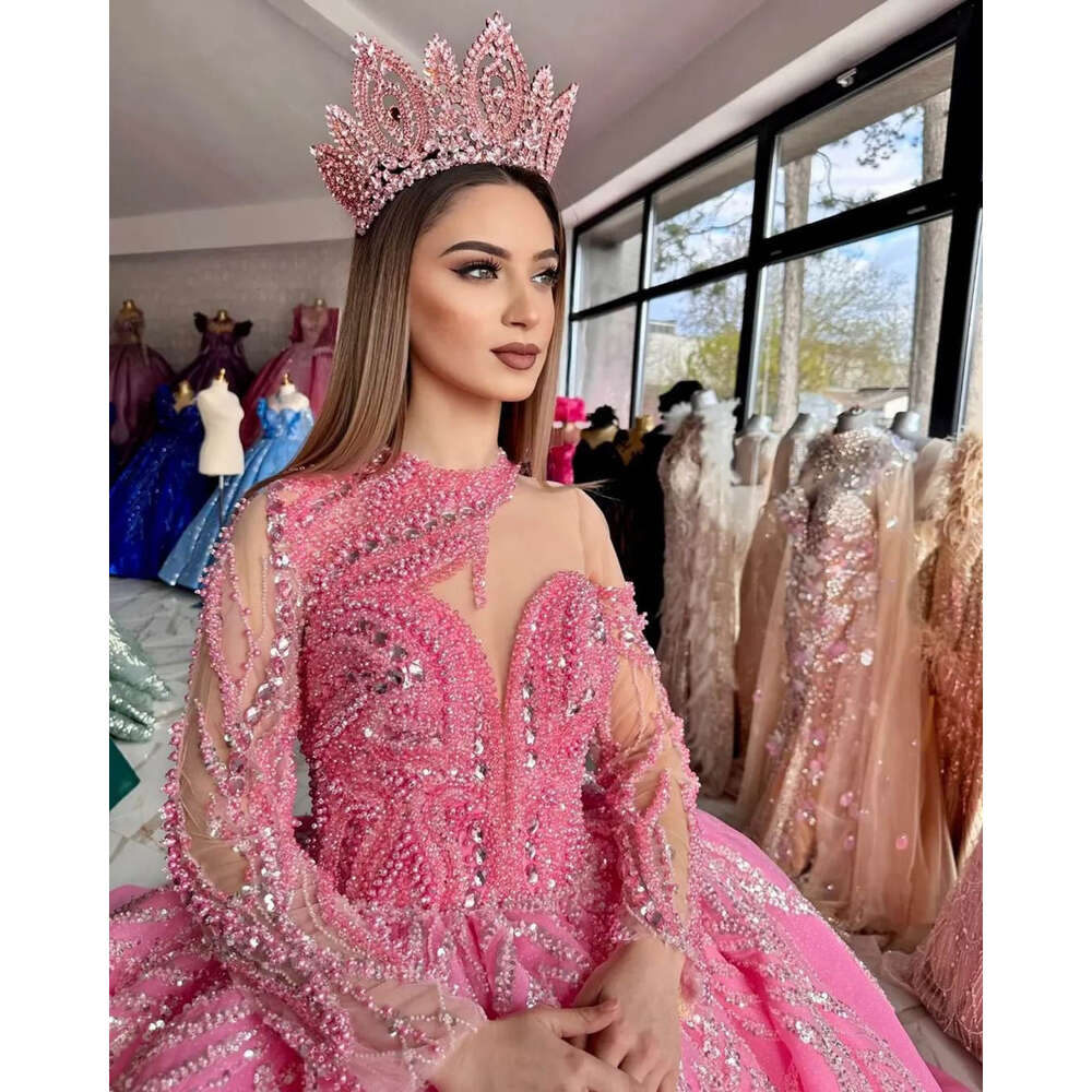 Quinceanera Dresses Exquisite Pearls Beading Ball Gown Princess Crystal Sequins Prom Dress Custom Made Party Outfit