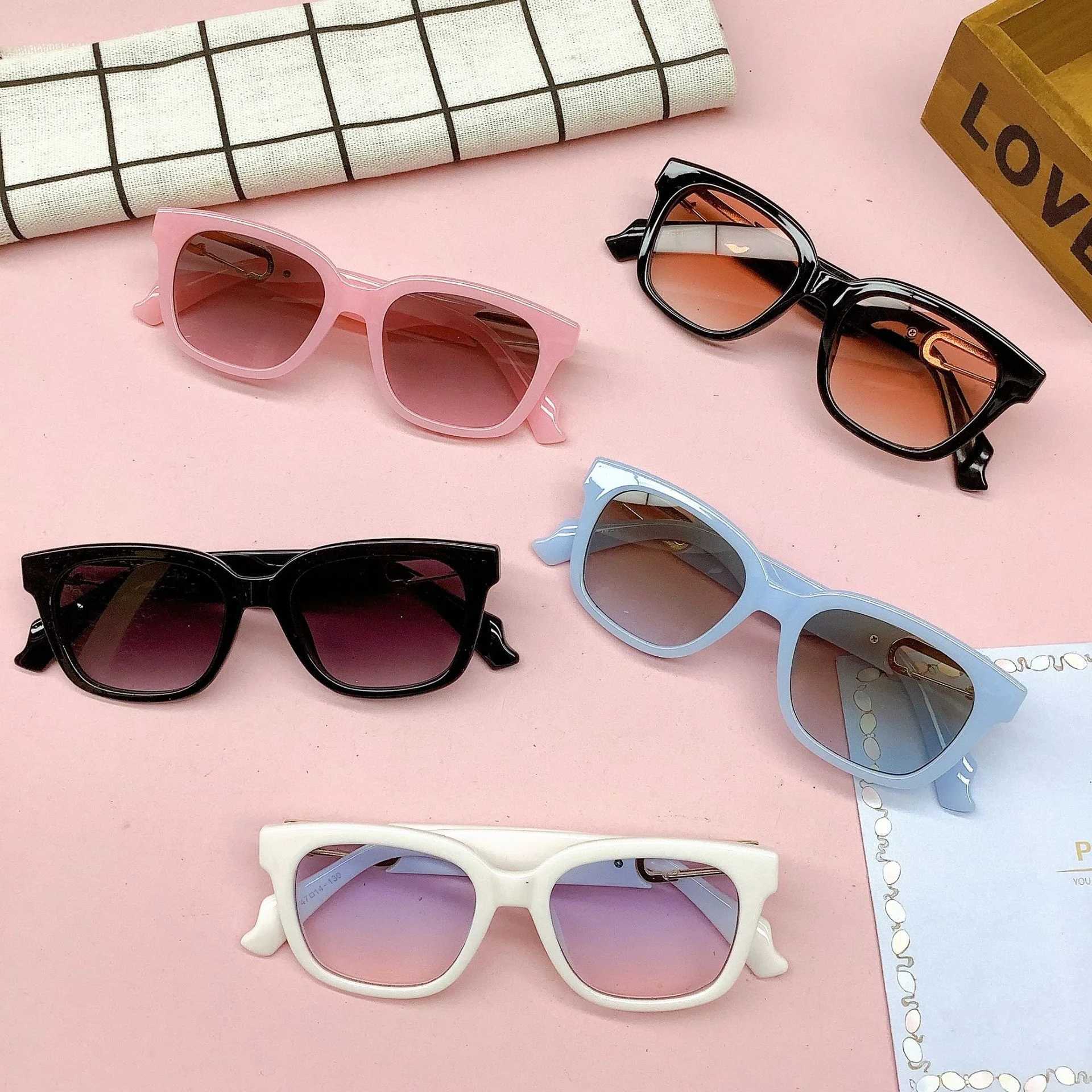 Sunglasses personality fashion childrens sunglasses 2023 new fashion travel sun protection sun visor eye protection glasses UV