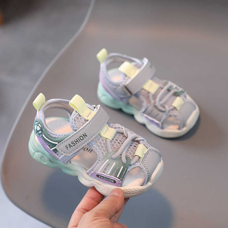 Children Sports Sandals 2024 Spring/Summer New Hollow Net Bread Head Beach Shoes for Boys and Girls Soft Sole Casual Sandals