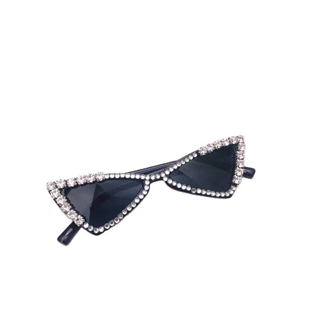 Sunglasses New childrens triangle frame drilling Sunglasses anti ultraviolet personality fashion street shooting glasses