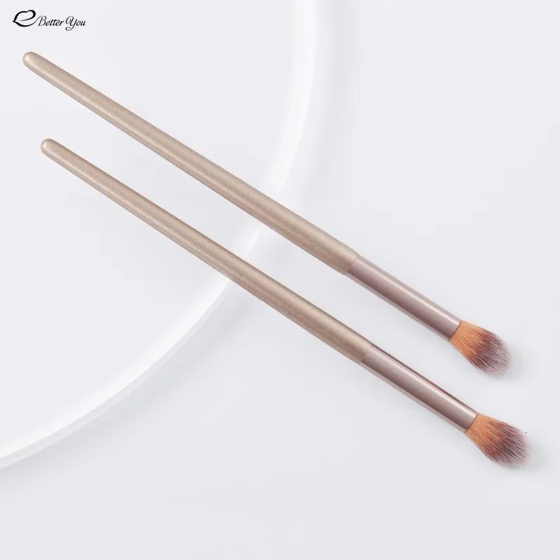 Makeup brush 2PCS professional nose shadow high gloss makeup brush mixed sludge shader beauty kit 240715