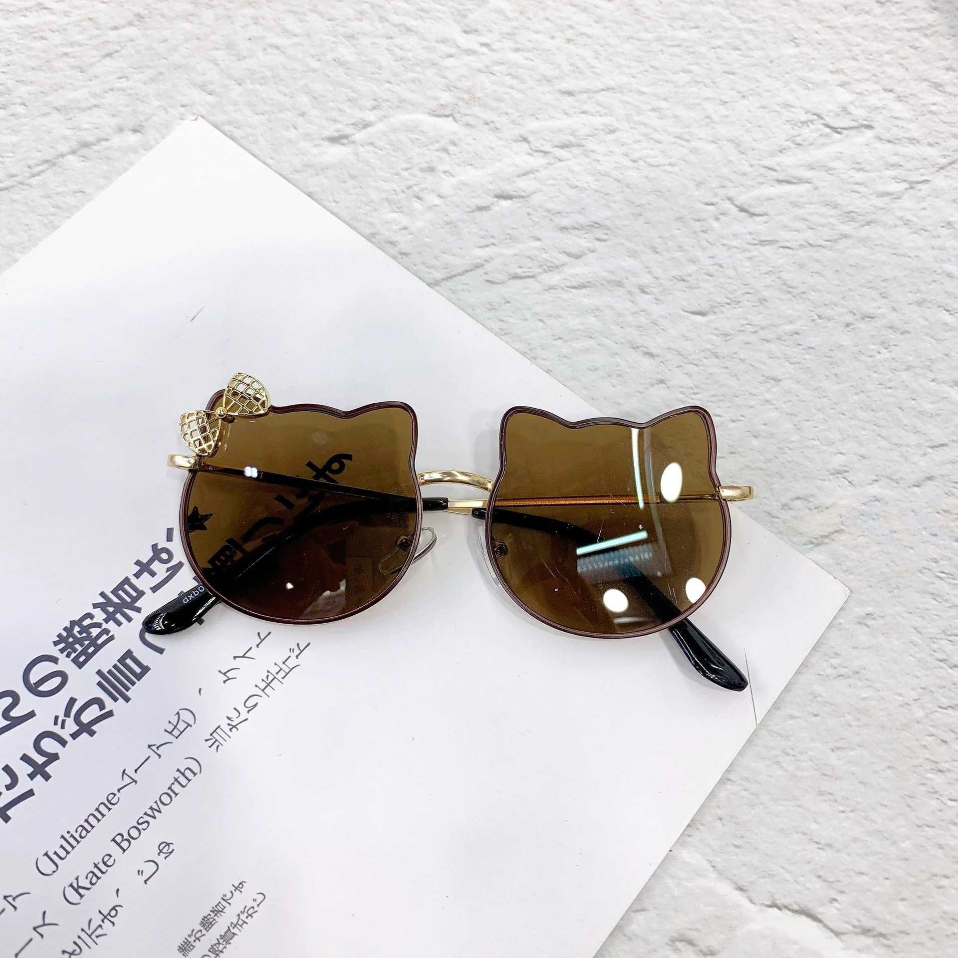 Sunglasses fashion new 2021 childrens spring glasses lovely KT bow girls sunglasses B150 baby bear Sunglasses