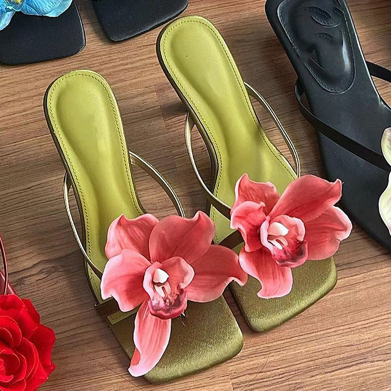 2024 Summer New Style Fine Heel Silk Pinch Leg Outskirt Small wer Half Dragged High Heels for Women