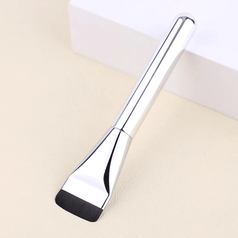 Single line basic brush ultra-thin traceless concealer brush mask brush flat head powder free soft hair beauty tool cosmetic brush 240715