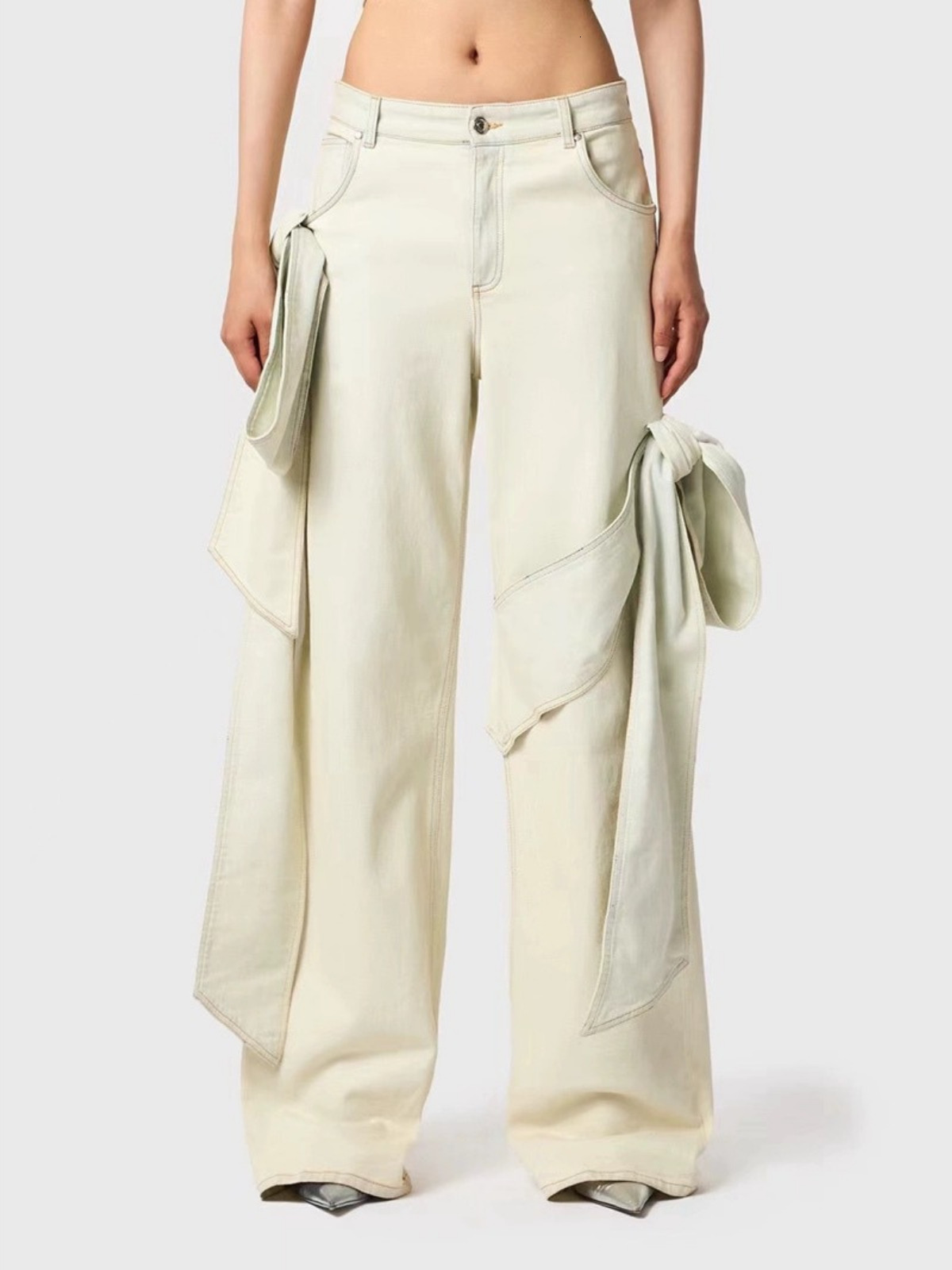 ZhuoYang Garment 2024 Spring New Women's Retro Washed Old Patchwork Bow Design Sense Of High Waist Slim Straight Leg Jeans