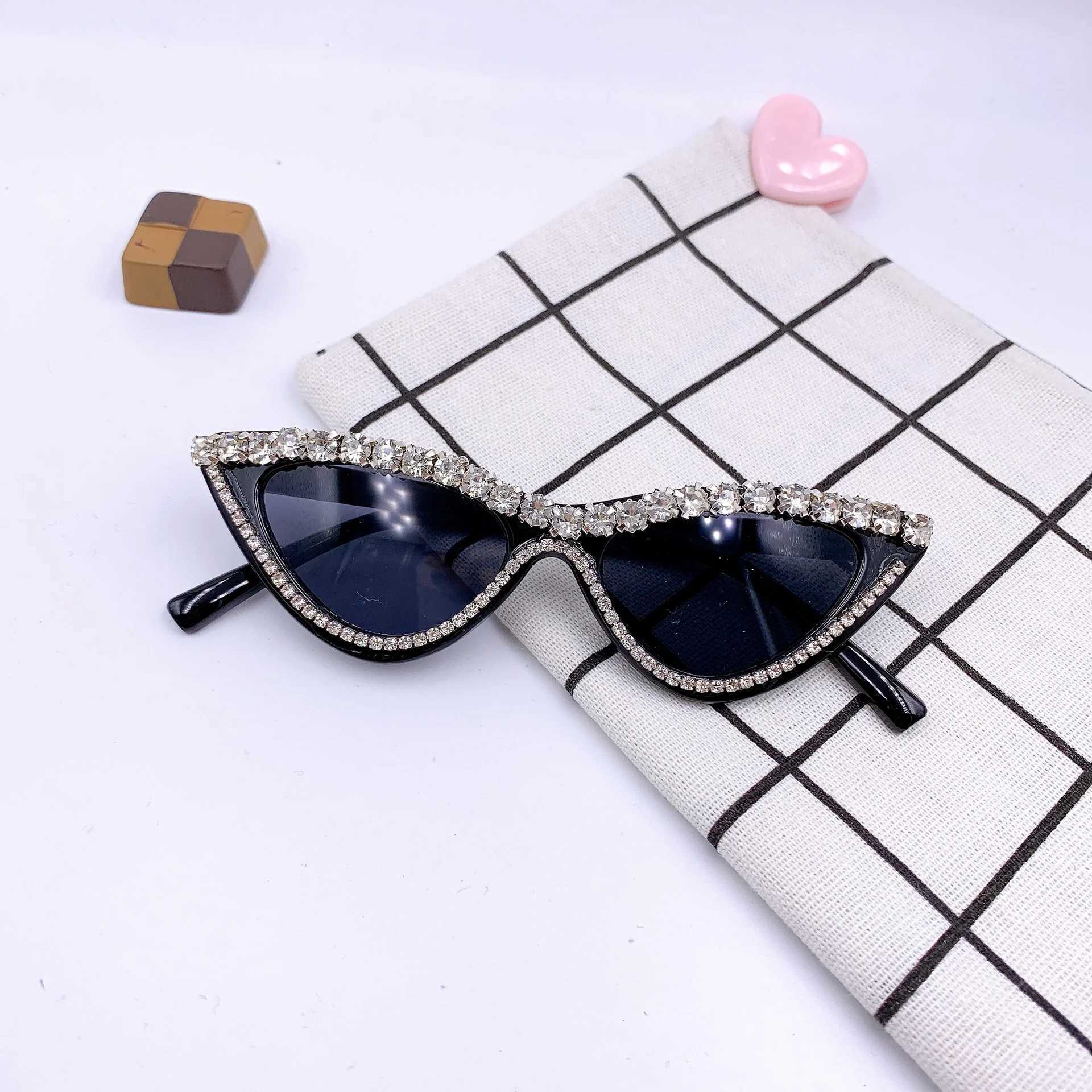 Sunglasses Network fashion childrens Sunglasses triangle personality stick diamond childrens street glasses travel photo Sunglasses