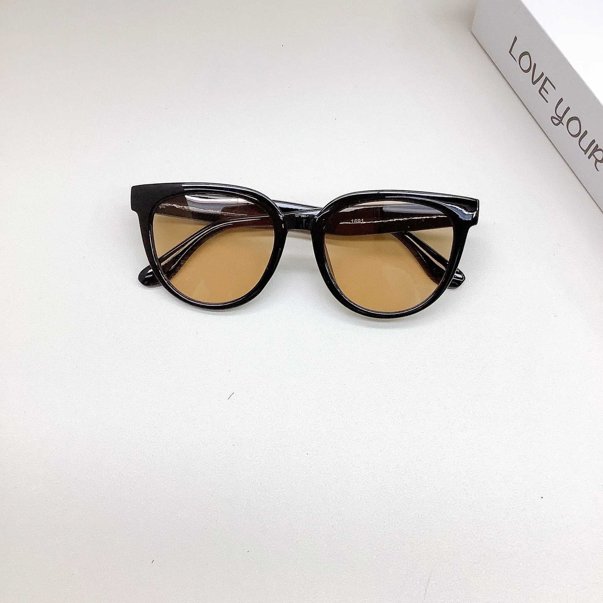 Sunglasses New Fashionable Childrens Sunglasses Fashion Baby Sunglasses Box UV Protection Glasses