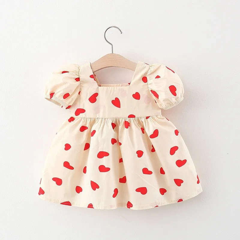 Clothes Girls 03old Summer cotton girl dress heart princess 73100 children kids clothing baby lovely red black 240706