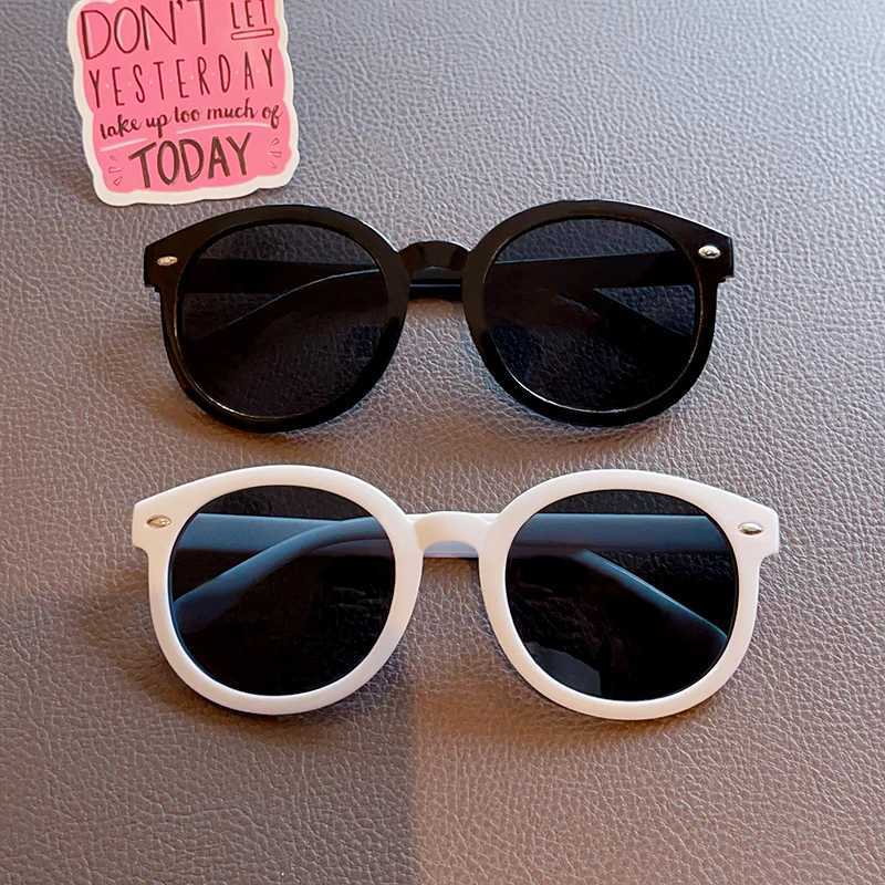 Sunglasses 2024 New Children Simple Solid Color Oval Sunglasses UV400 Girls Boys Fashion Outdoor Sun Protection Sunglasses Kids Sun Glasses