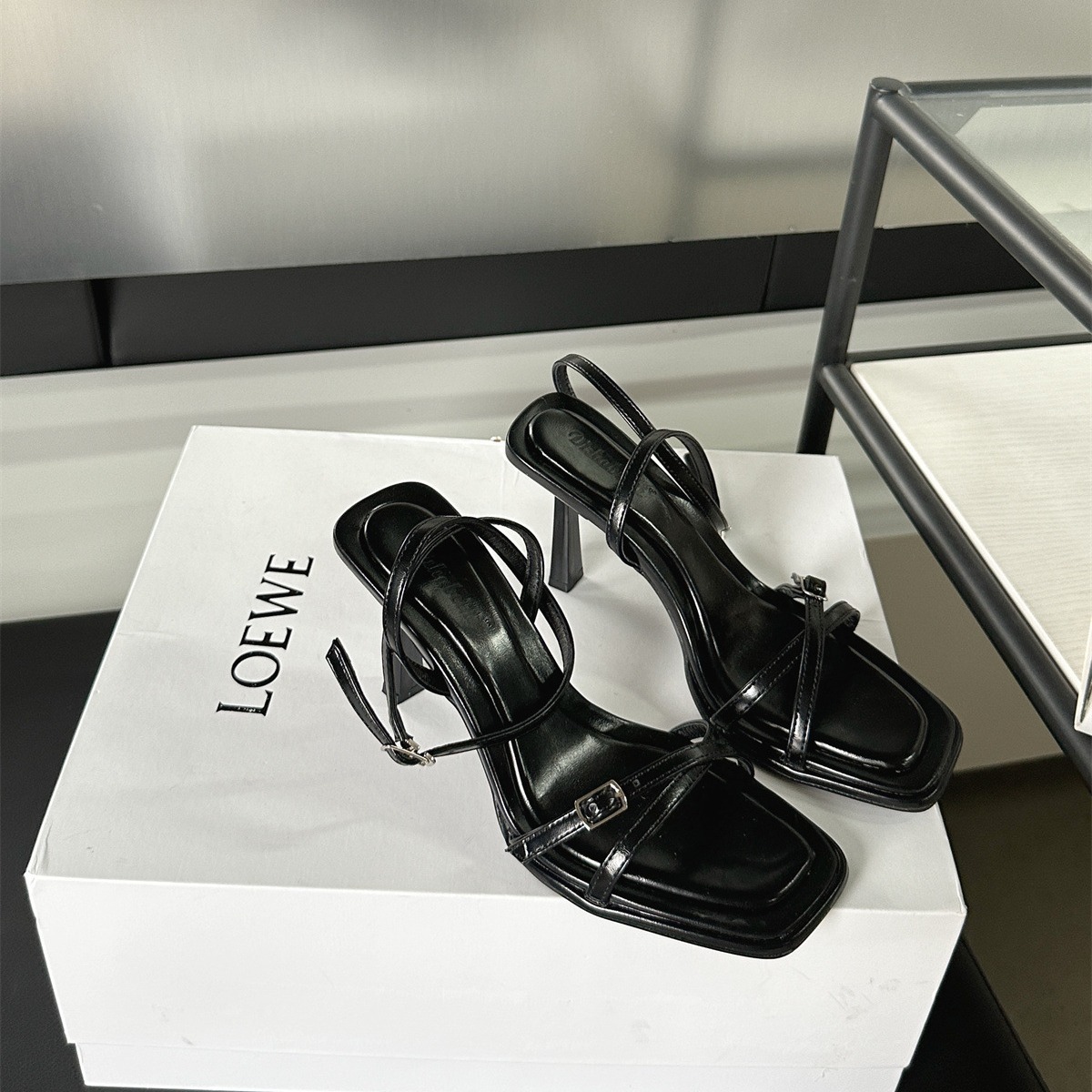 Designer Shoes 2024 Free Shipping Summer New Cross Strap Open Square Toe Minimalist Temperament High-Heeled Sandals For Women Size 244