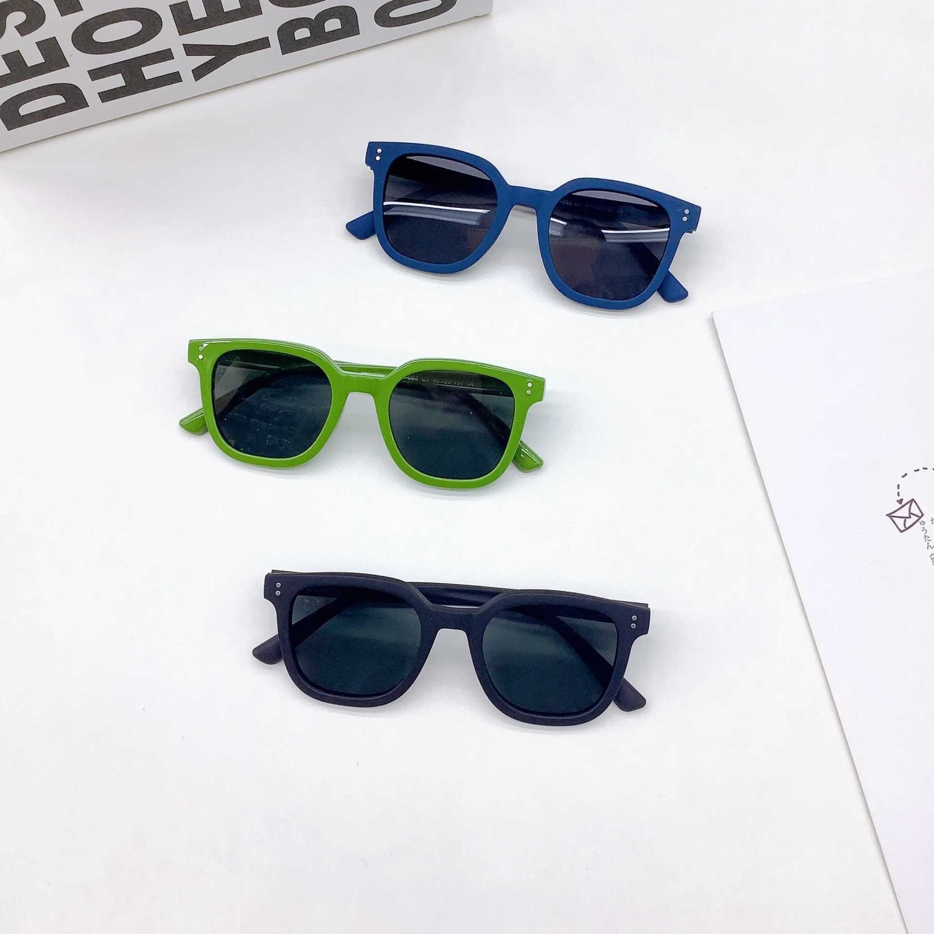 Sunglasses New Childrens Sunglasses for Travel UV Protection Baby Sunglasses Silicone Polarized Sun Protection Childrens Sunglasses Tide