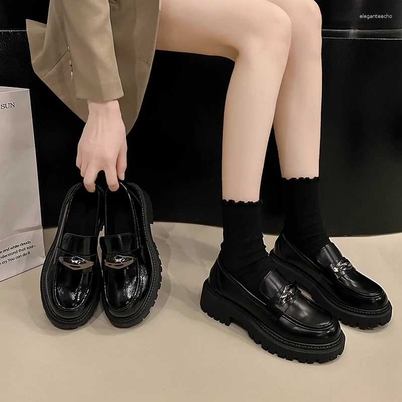 Dress Shoes For Women 2024 Slip On Women's Pumps Autumn Round Toe Solid Mary Jane Metal Decoration Mid Heel Water Proof Loafers