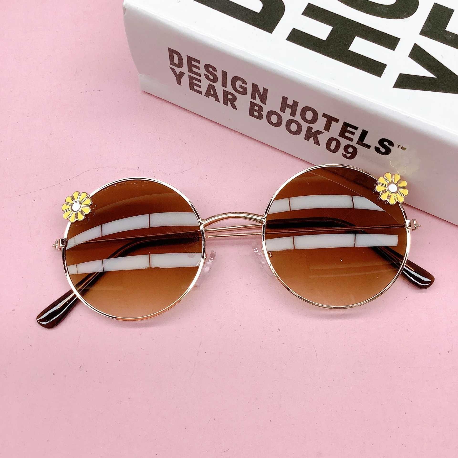 Sunglasses New childrens sunglasses round frame flower baby travel sun-shading concave shape wear photo sunglasses fashion