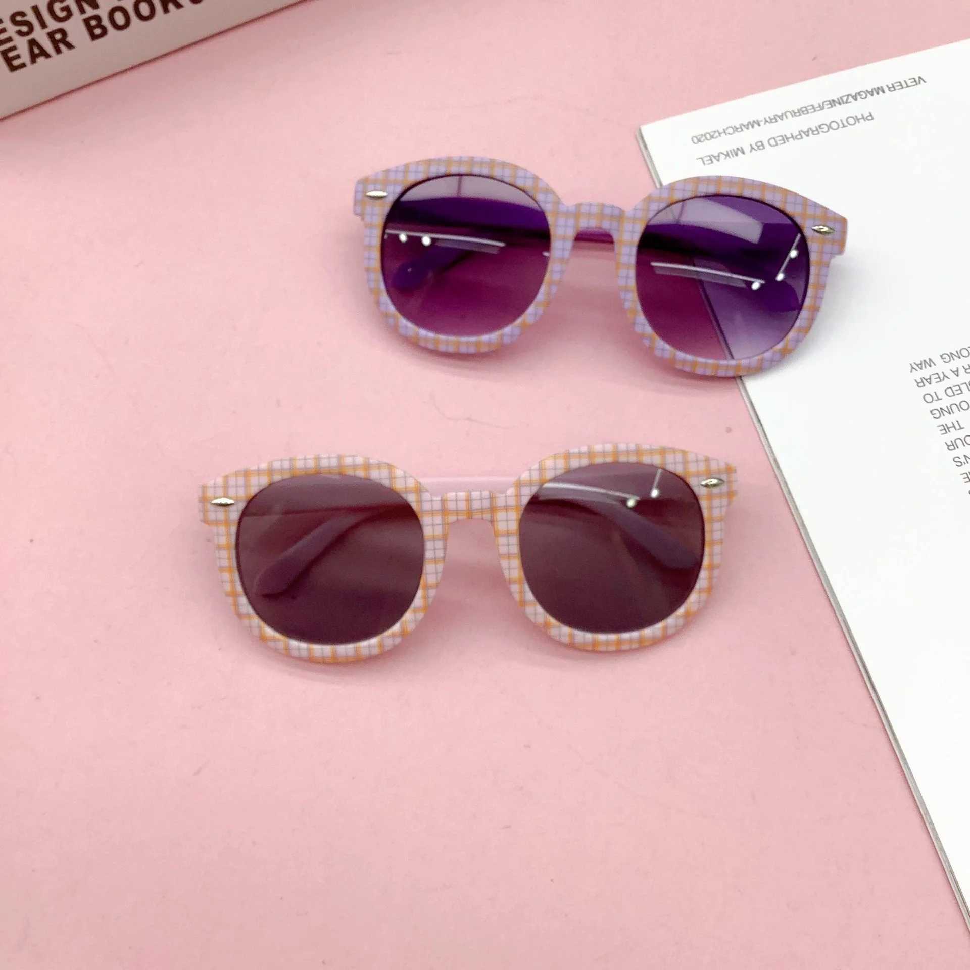 Sunglasses New Fashionable Childrens Sunglasses Korean Edition with Flower Wrap Small Frame Personalized Sunvisor and UV Protection