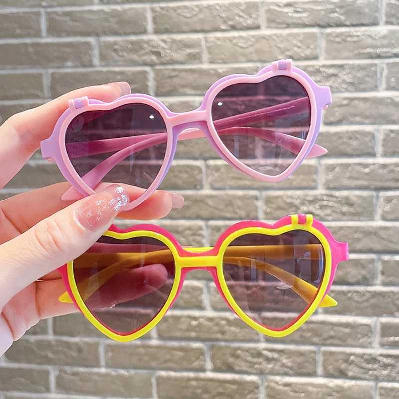Sunglasses New Children Cute Acrylic Heart Outdoor Sun Protection Sunglasses Baby Girls Sweet Eye Protection Glasses Kids UV400 Sunglasses