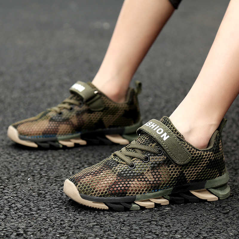 Sneakers Children's camouflage shoes summer single mesh breathable sports shoes summer camp military training shoes large children anti slip shoe