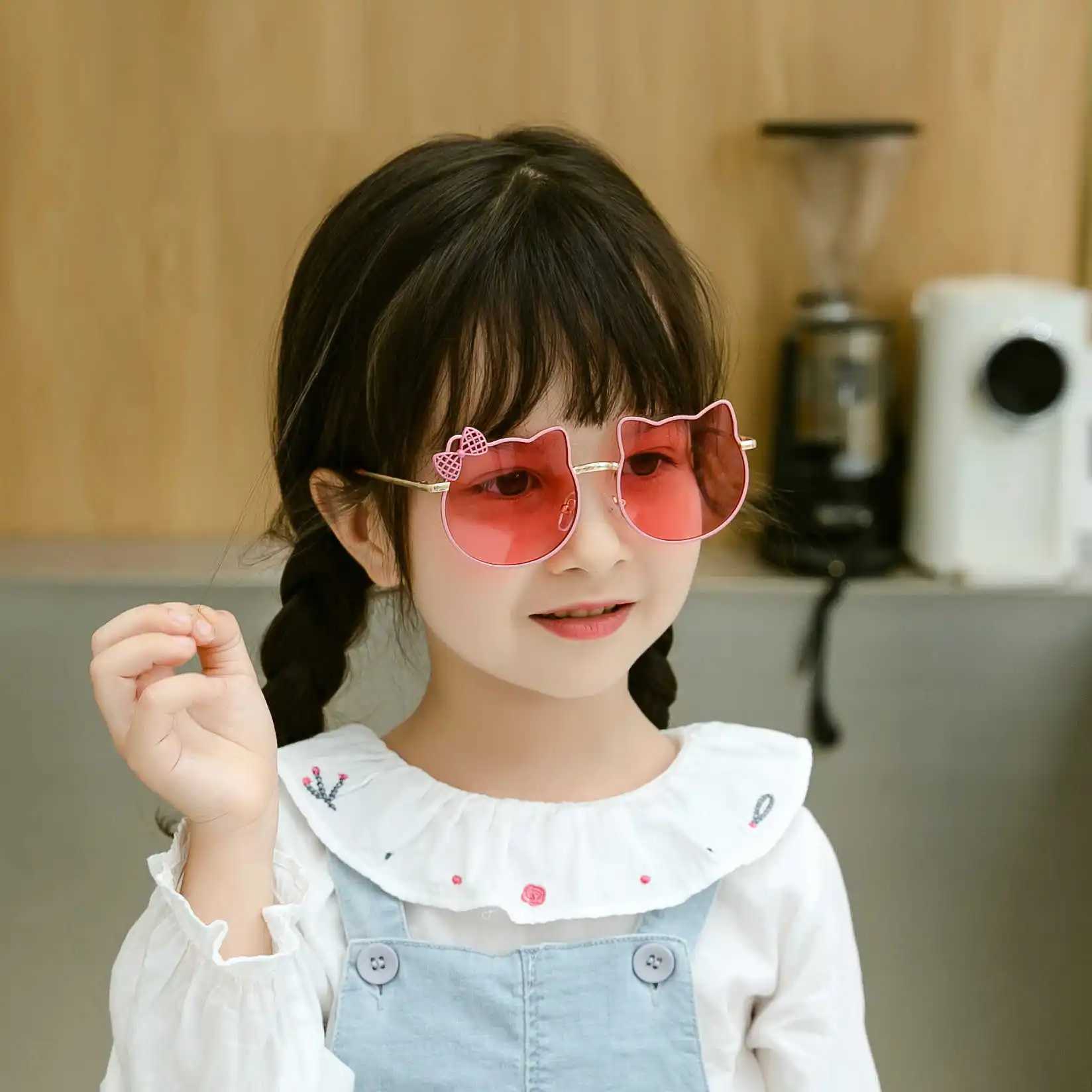 Sunglasses fashion new 2021 childrens spring glasses lovely KT bow girls sunglasses B150 baby bear Sunglasses