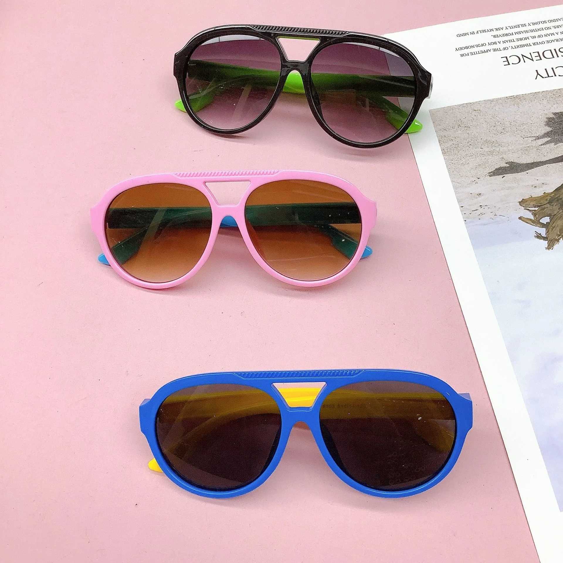 Sunglasses 2023 New Toad mirror Childrens sunglasses Fashion sun-shading concave outdoor fashion baby sunglasses