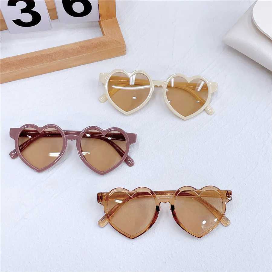 Sunglasses Love Baby Fashion Sunglasses Childrens Sunglasses Girls UV Protection Boys Sun Protection Glasses