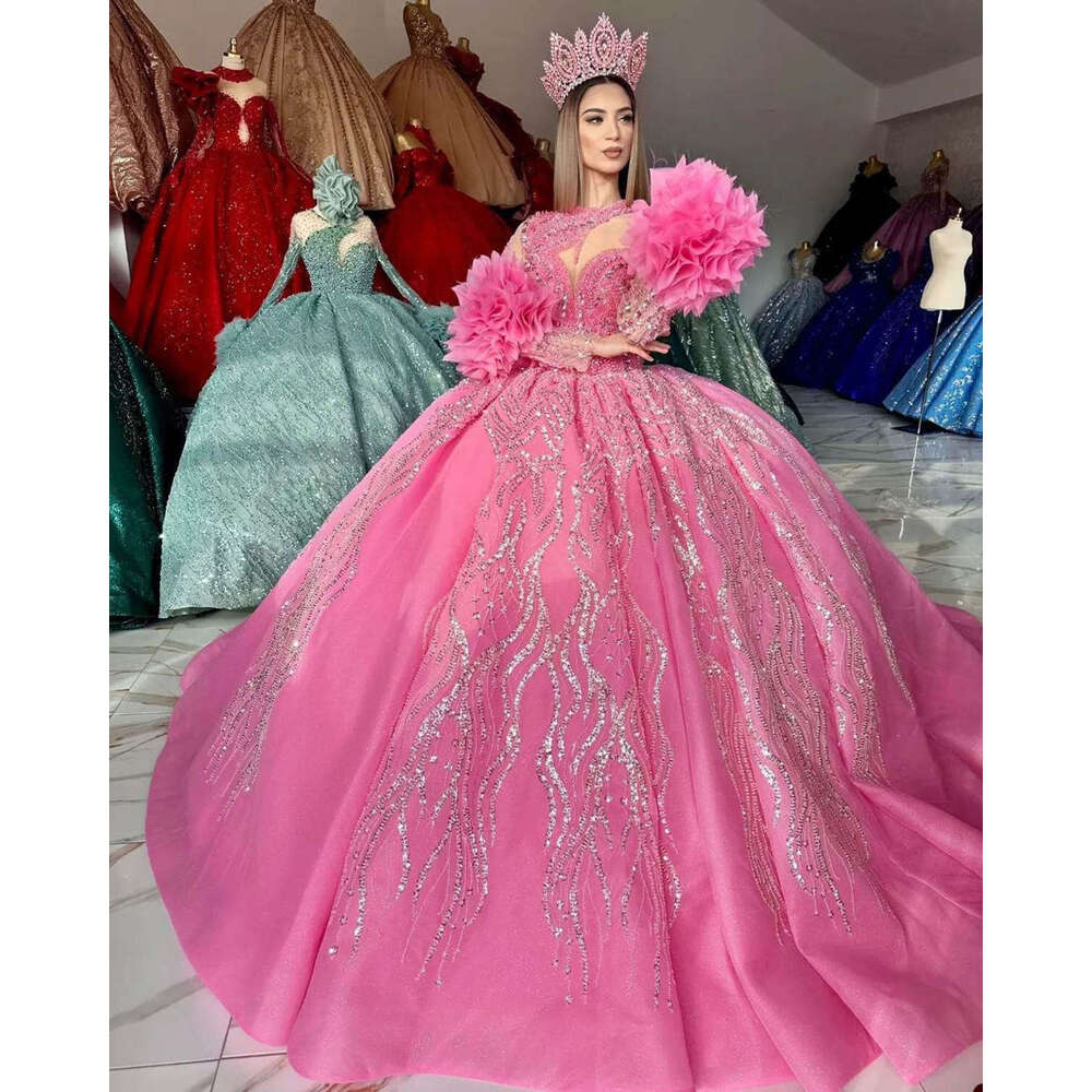 Quinceanera Dresses Exquisite Pearls Beading Ball Gown Princess Crystal Sequins Prom Dress Custom Made Party Outfit