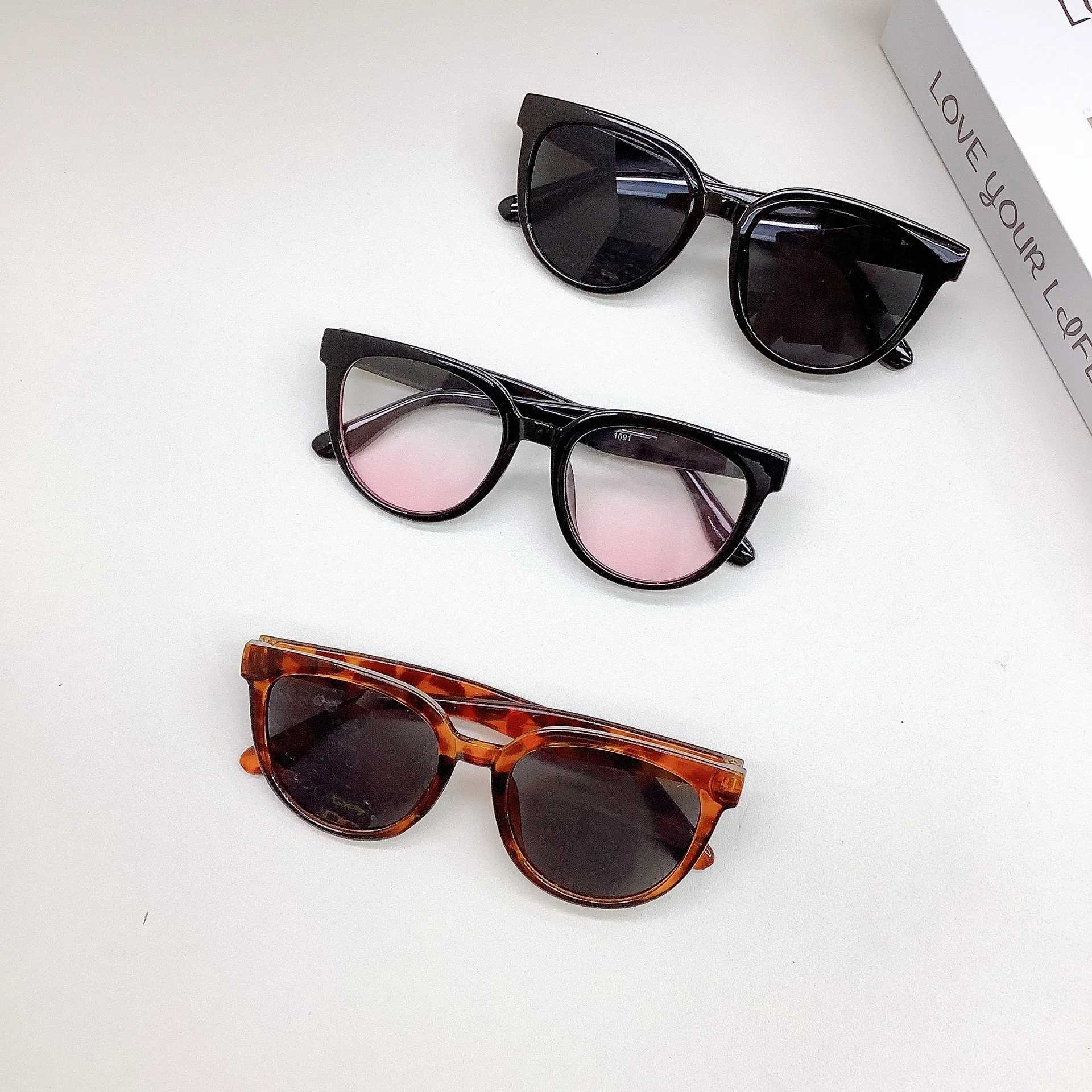 Sunglasses New Fashionable Childrens Sunglasses Fashion Baby Sunglasses Box UV Protection Glasses
