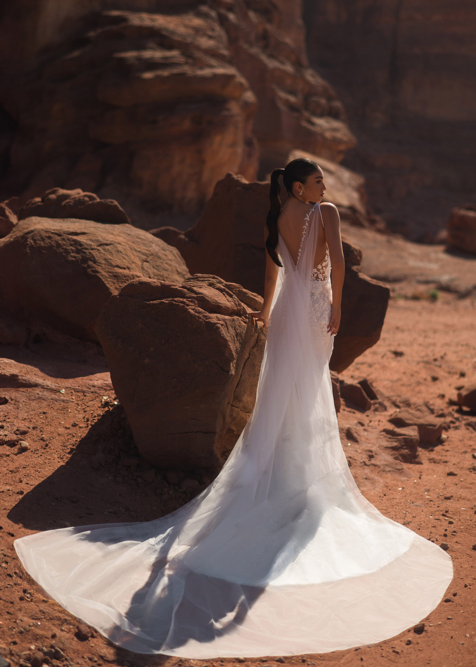 Strap Vintage Spaghetti Glitter Wedding Dresses Mermaid Lace Gown Beaded Backless Cloak Tulle Bridal Robe De Mariee
