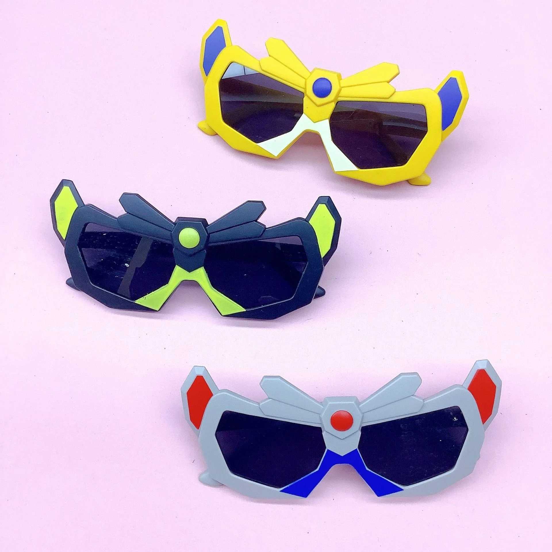 Sunglasses Fashionable childrens sunglasses cartoon deformable sunglasses boys and girls personality diamond shape anti-ultraviolet