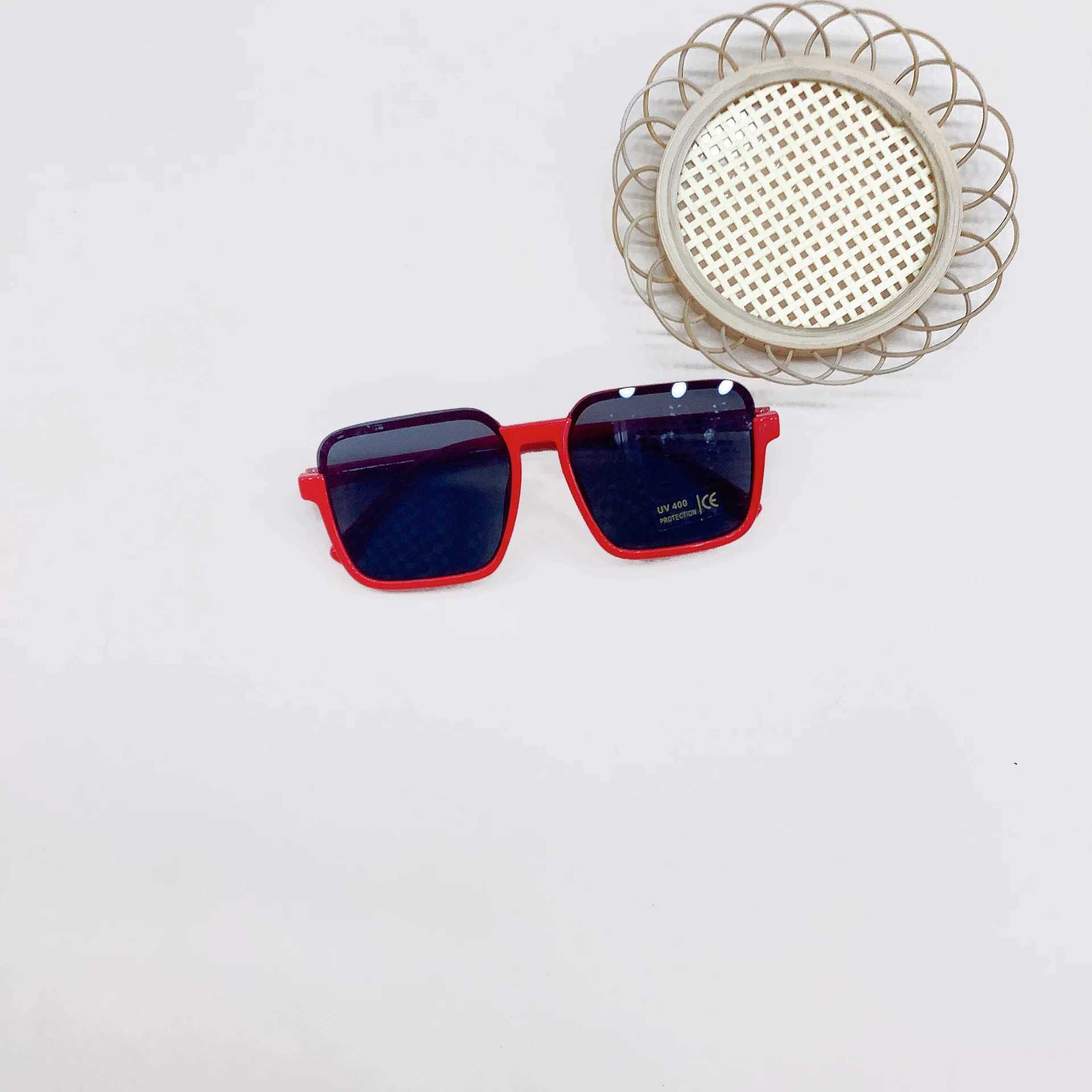 Sunglasses Fashion childrens sunglasses childrens sunglasses Trend boys and girls travel anti-ultraviolet sunglasses